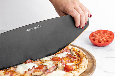 Pizza y peli? ahora más fácil con la edición pizza party de Thermomix