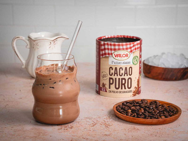 Batido de café y cacao con Cacao Puro en polvo desgrasado Valor.