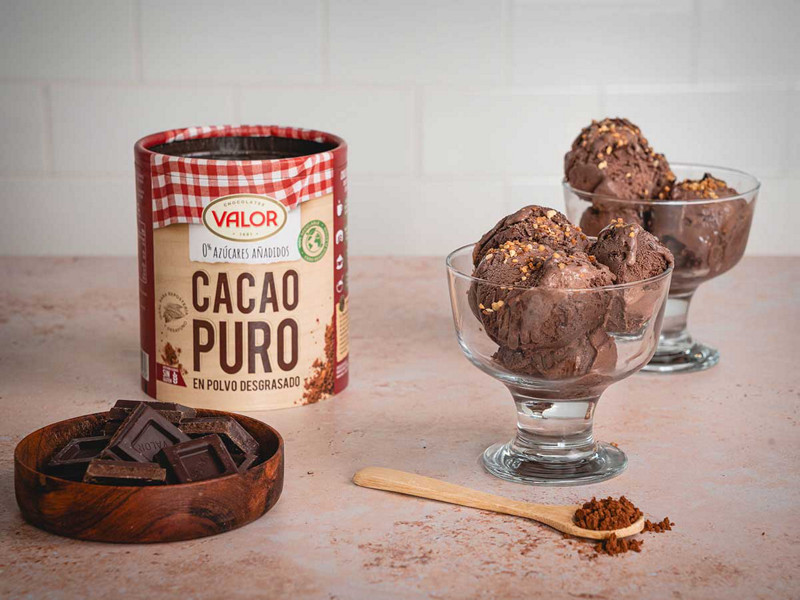 Helado de chocolate con Cacao Puro en Polvo Desgrasado Valor.