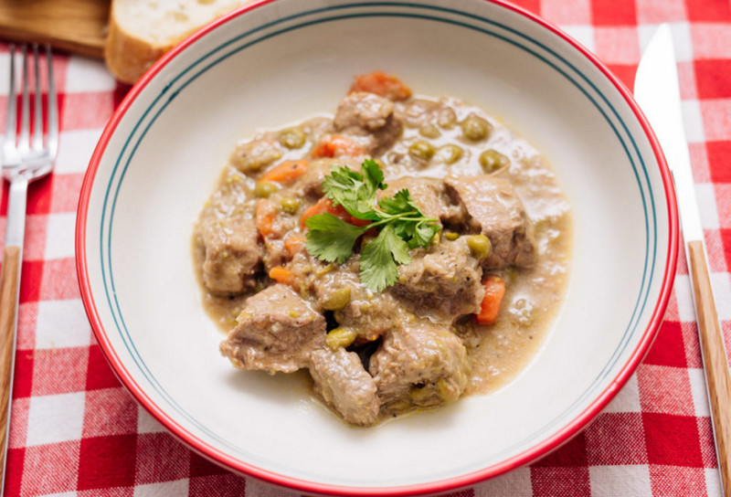  Thermomix® trucos de cocina recetas estofado de carne y guisantes con Thermomix® 2