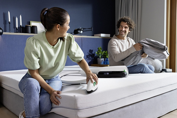 Nettoyage de lit avec aspirateur 