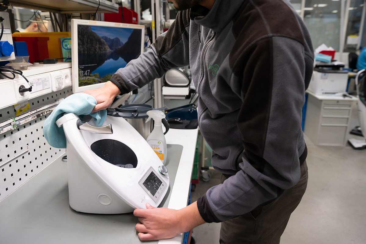 Vorwerk assure la réparation de ses appareils Thermomix et Kobold