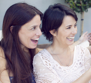 fr kobold blog women smiling looking right