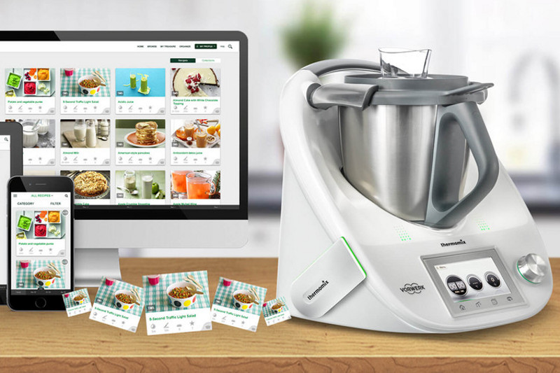 fr thermomix tm5 tablet smartphone collage on table