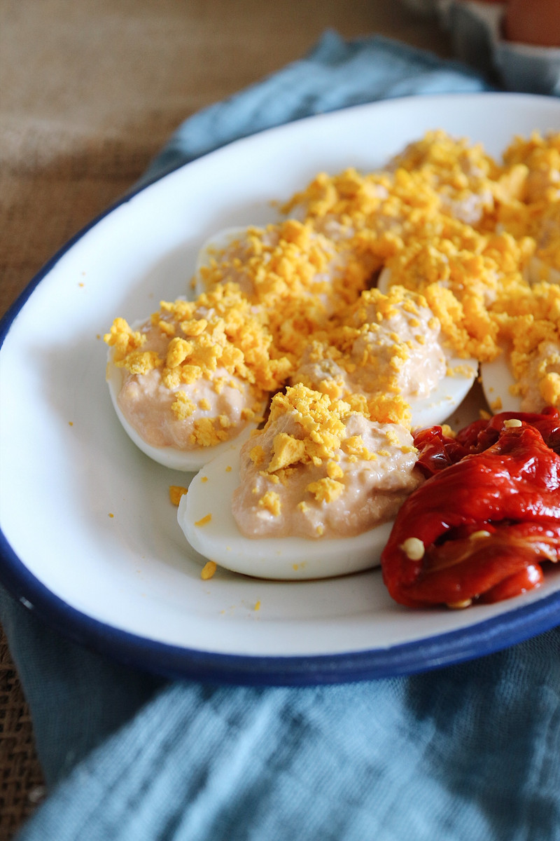  Thermomix® trucos de cocina recetas huevos rellenos con mayonesa de piquillos 1