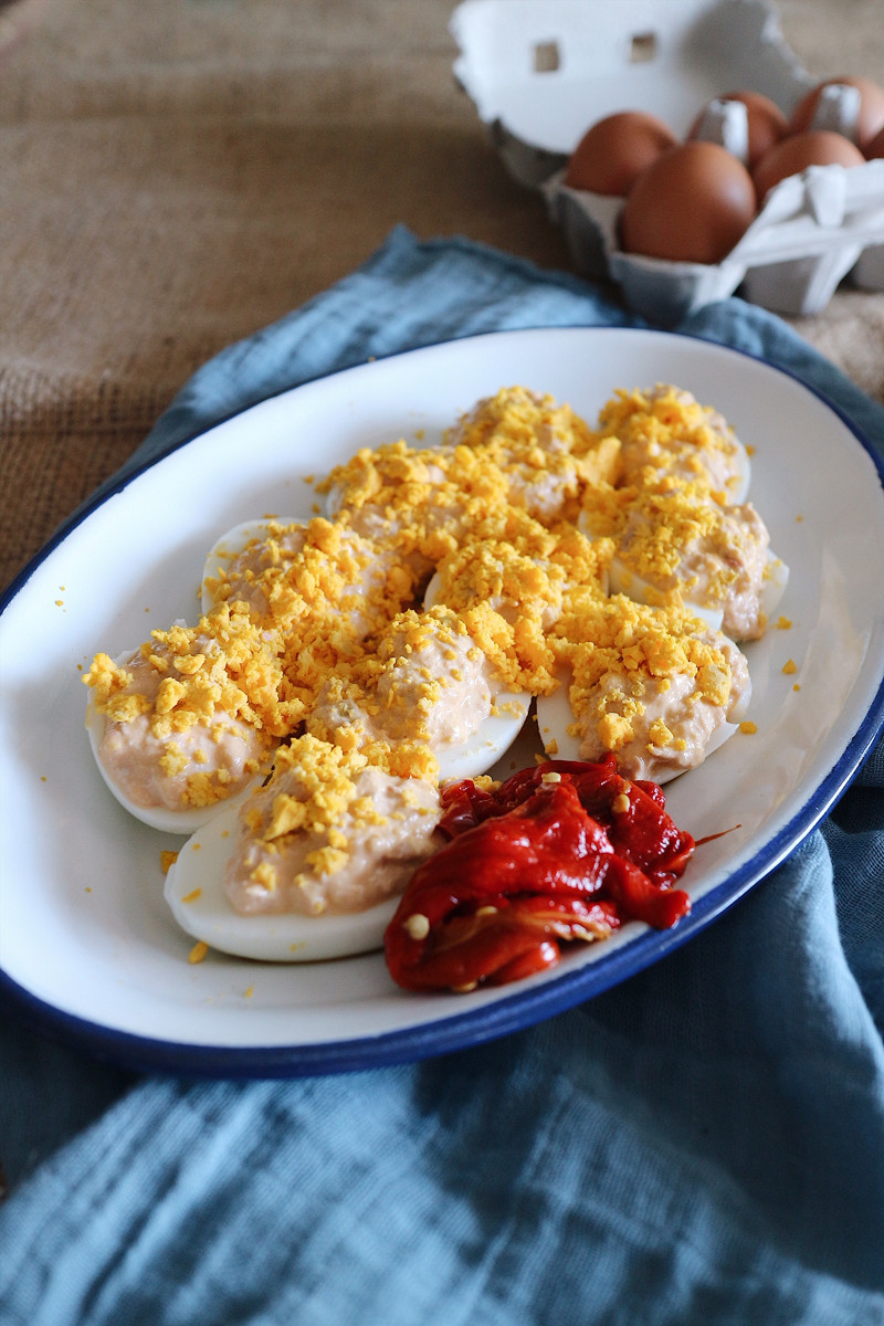  Thermomix® trucos de cocina recetas huevos rellenos con mayonesa de piquillos 2