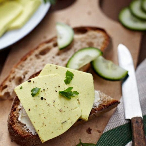 Veganer Käse-Aufschnitt