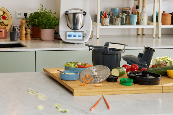 int Bimby TM6 cutter spiralizer key visual 6401 1 1 v2