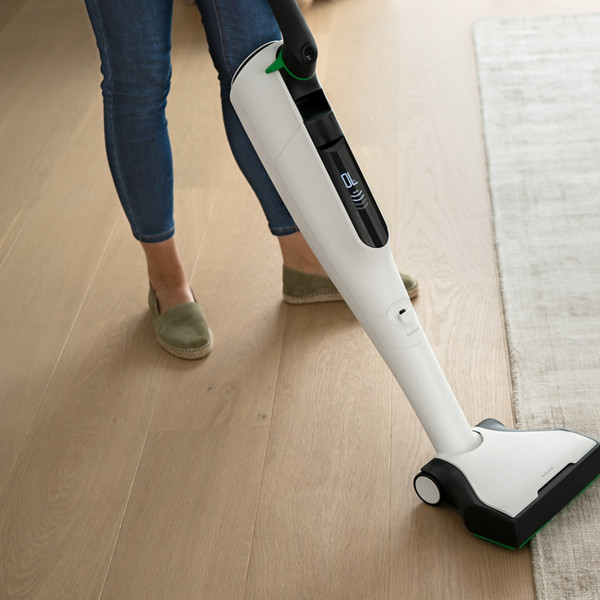 Kobold VK7 mit Kobold EB7 Elektrobürste