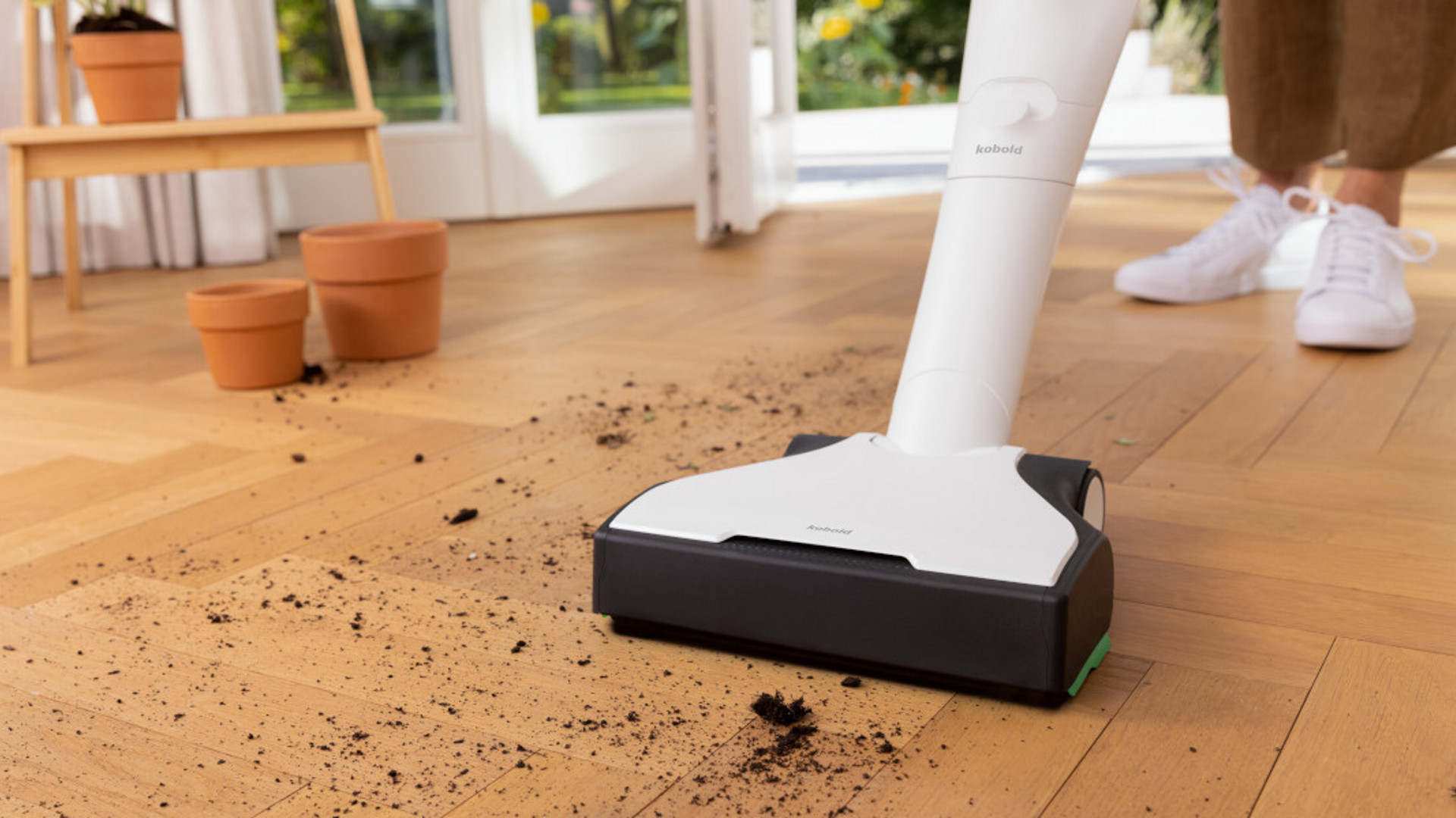 VK7 Akku-Staubsauger mit EB7 Elektrobürste und SP7 Saugwischer Aufsatz