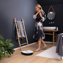 Aspirateur-robot Kobold VR7 qui évite des obstacles