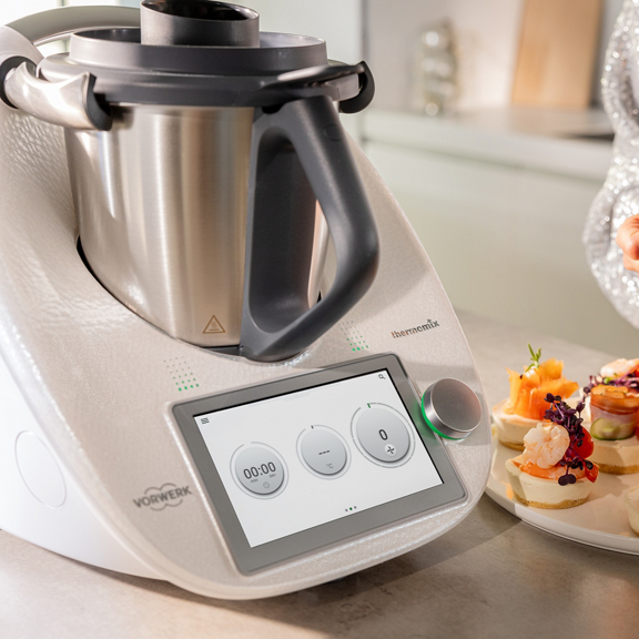 int thermomix TM6 limitededition sparklingwhite xmas promo photo M03 1493