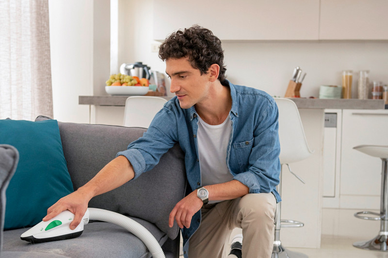 jak wyczyścić kanapę 2