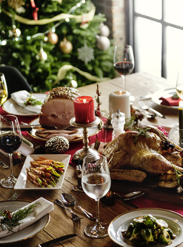kobold blog christmas table dinner tree