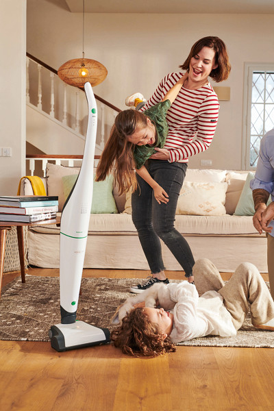kobold blog vb100 ebb100 cleaning with kids