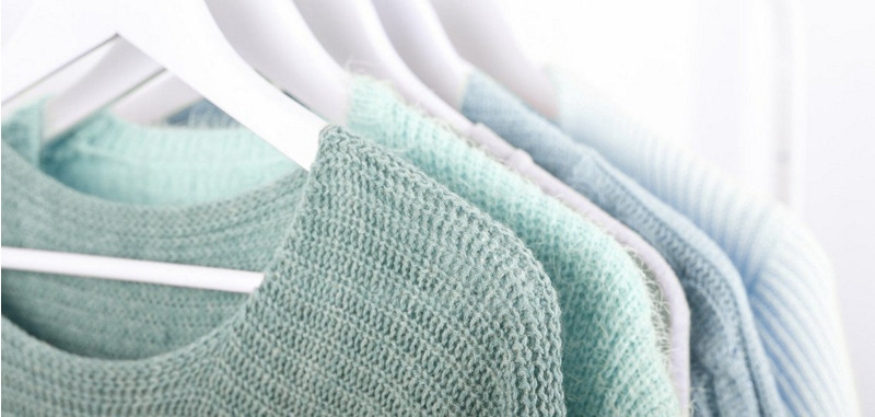 kobold magazin hanging pullover close up