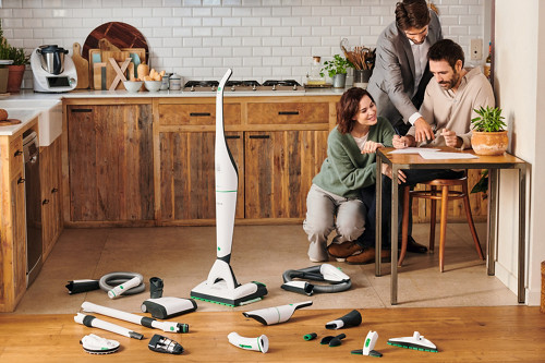 kobold vb100system vc100 maleadvisor and couple woodenkitchen