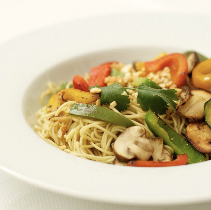  Thermomix® Thermomix® por el mundo recetas noodles con verduras y pollo en Thermomix® 1