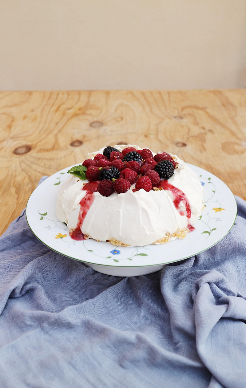  Thermomix® Thermomix® por el mundo recetas pavlova de frutos rojos en Thermomix® 1