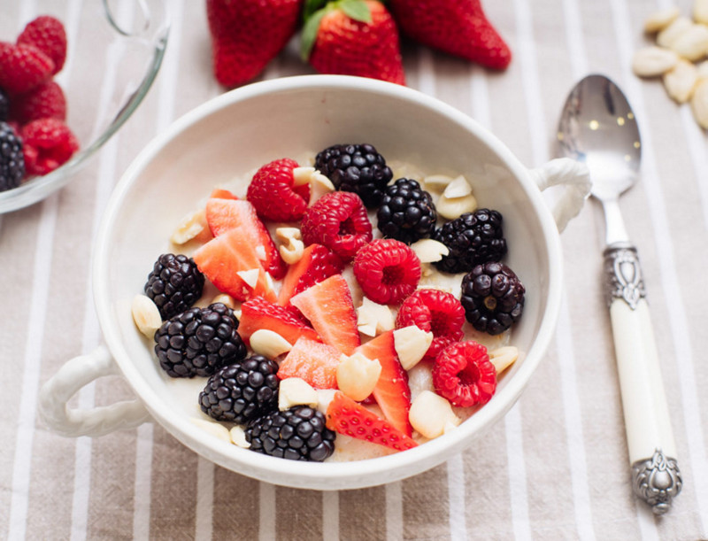  Thermomix® Thermomix® por el mundo recetas porridge con frutos rojos con Thermomix® 2