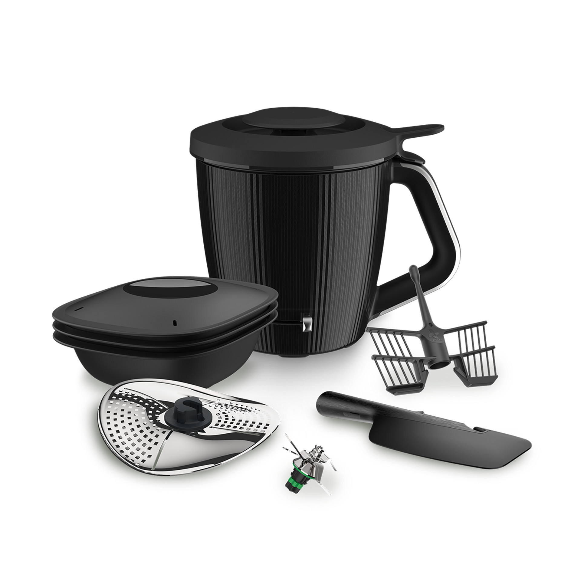 Conjunto Bimby TM7 com recipiente Varoma descascador batedor espátula e cesto numa superfície preta