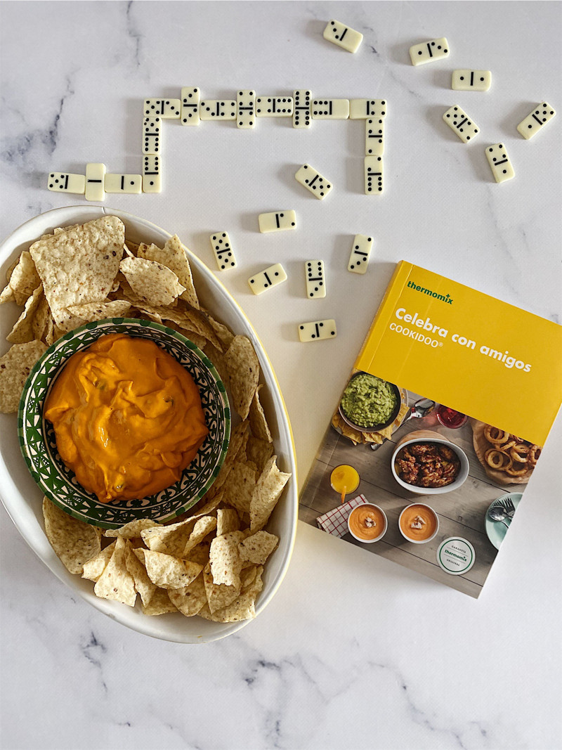  Thermomix® trucos de cocina recetas salsa de queso cheddar para celebrar la yellow week 1