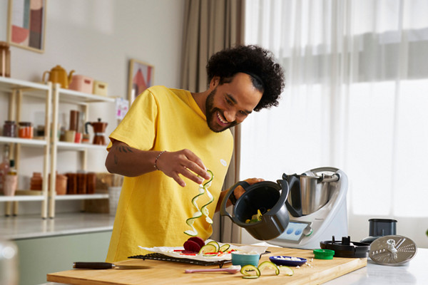 spiralizowana cukinia thermomix tm6 do nakladki krojacej