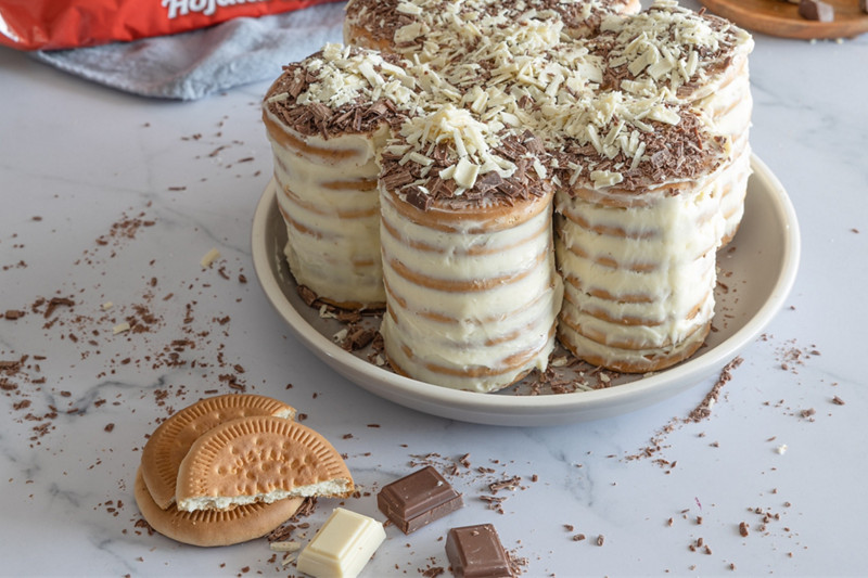 tarta flor de galleta hojaldrada cuetara 1