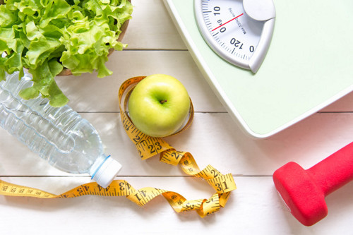 Sport und Ernährung sind wichtig beim Abnehmen