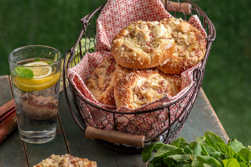 thermomix emagazyn przepisy drozdzowki z ricotta i rabarbarem