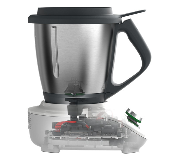 Im Bild ist der Thermomix Friend als Glaszeichnung in seitlicher Ansicht abgebildet. Er besteht aus einem Mixtopf mit Deckel und einem flachen Grundgerät. Auf der Vorderseite befindet sich ein großer Drehregler und ein kleines Display. Der Thermomix Friend ist eine Ergänzung zum Thermomix.