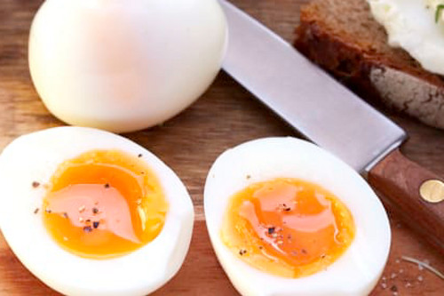 Frühstücksei gekocht