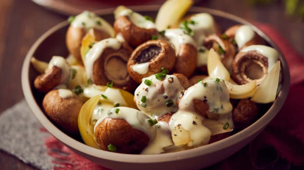 Champignons mit Knoblauchsauce