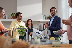 thermomix vdi how to man presenting thermomix