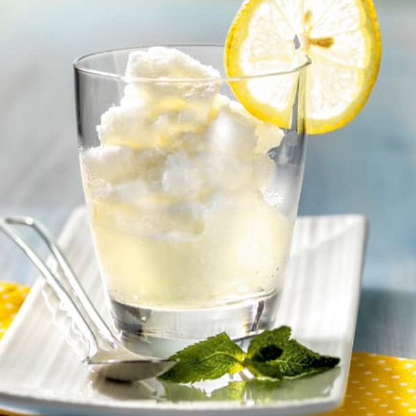 Leichtes Zitronensorbet