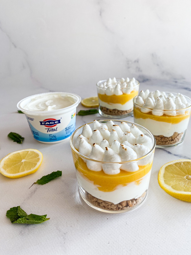  Thermomix® trucos de cocina recetas vasitos de yogur fage total 5 con crema de limon y merengue 1